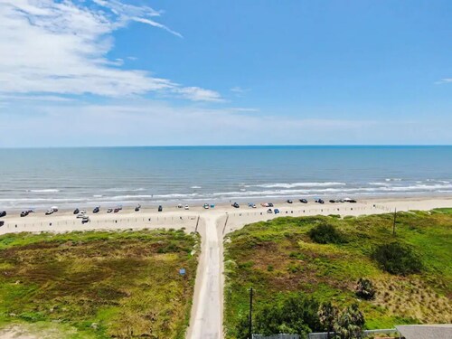 Pirates Paradise - Pool - 4bd/2.5BA - Sleeps 9