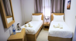 Chambre avec lits jumeaux | 1 chambre, Wi-Fi gratuit