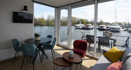 Sylt | Luxury Houseboat in Maastricht | 4+1