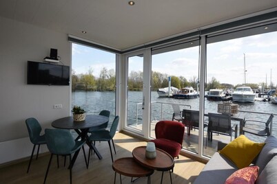 Sylt | Luxury Houseboat in Maastricht | 4+1