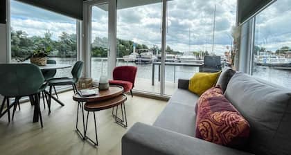 Sylt | Luxury Houseboat in Maastricht | 4+1