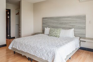 1 bedroom, Internet, bed sheets