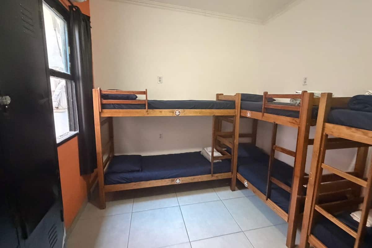 Shared Dormitory, Women only | Bed sheets