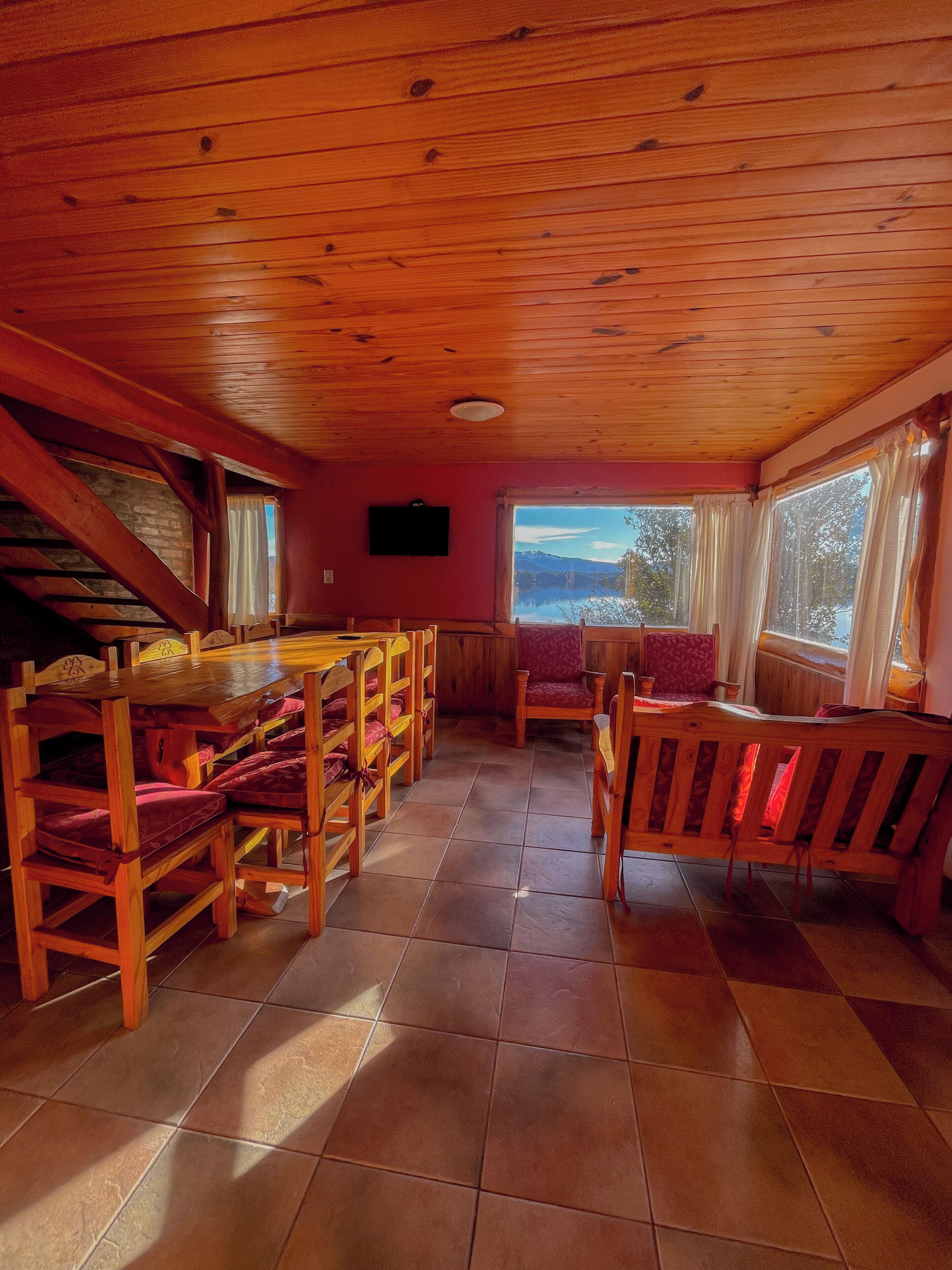 Cabin, Lake View | Dining room