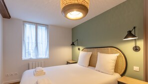 2 chambres, fer et planche à repasser, lit parapluie, Wi-Fi