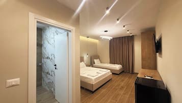 Deluxe Triple Room | Soundproofing, free WiFi