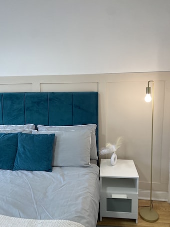 House | 2 bedrooms, iron/ironing board, free WiFi, bed sheets