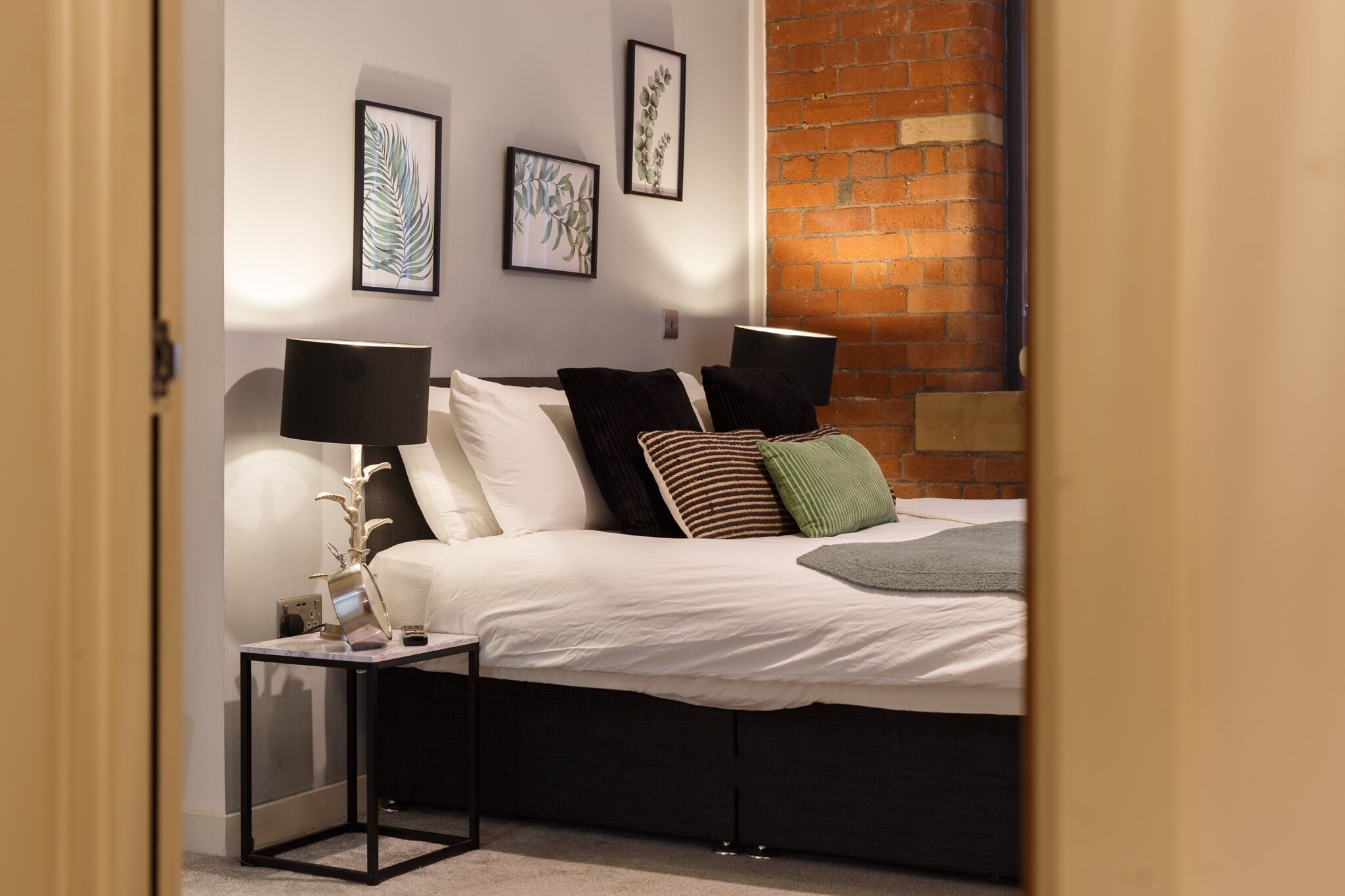 2 bedrooms