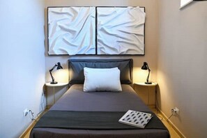 2 habitaciones, tabla de planchar con plancha, wifi y ropa de cama 