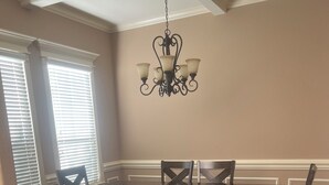 Unclassified image, 2 of 28, button - 4-bedroom house in enchanting Houston with WiFi, AC, Barbecue Unwind in style. (Houston)