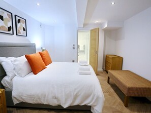 1 Schlafzimmer, Bügeleisen/Bügelbrett, kostenloses WLAN, Bettwäsche