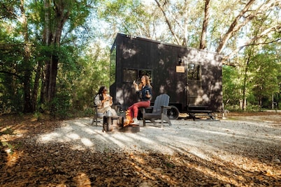 Postcard Cabins Machimoodus, Outdoor Collection by Marriott Bonvoy
