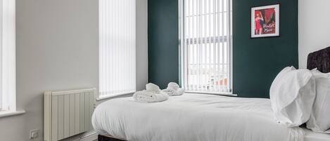 1 chambre, fer et planche à repasser, Wi-Fi gratuit, draps fournis