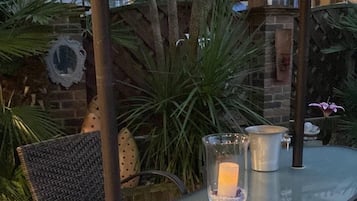 Cabin | Outdoor dining