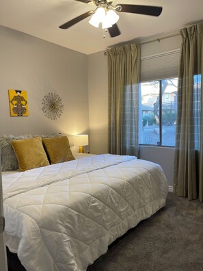 3 Schlafzimmer, Bügeleisen/Bügelbrett, WLAN, Bettwäsche