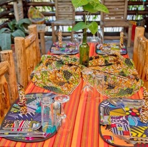 Restaurant - Kibale Chimps Villa Lodge (Kibale)