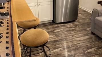 Fridge, microwave, coffee/tea maker, toaster