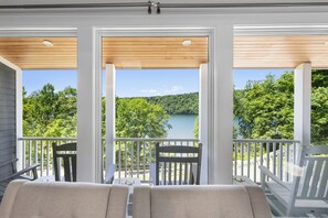 Property grounds - Bluewater Lodge at Candlewood Lake (New Milford)