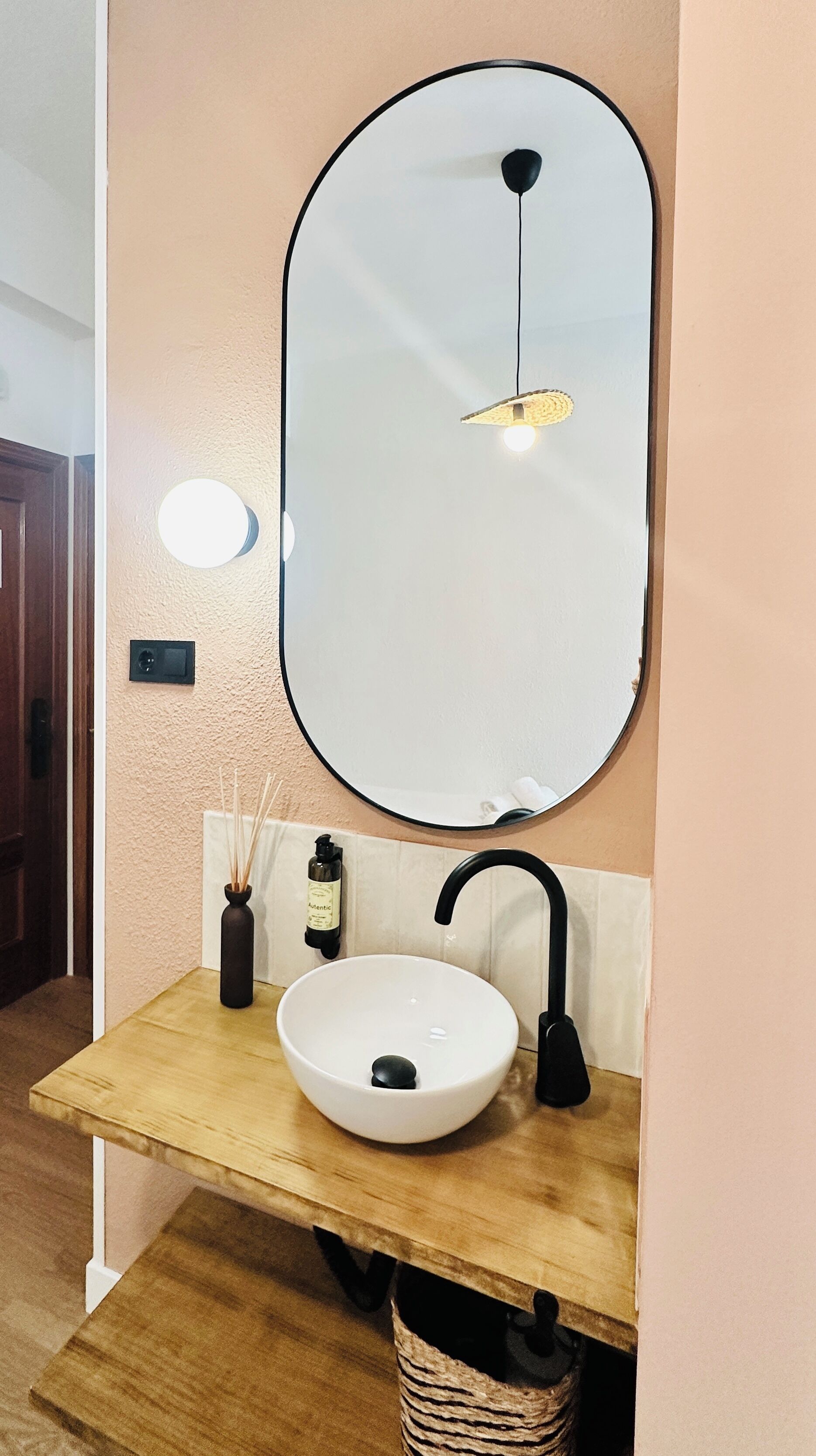 Photo - Autentic Boutique Moncloa