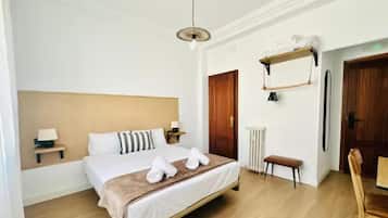 Dobbeltrom – deluxe | Skrivebord og wi-fi (inkludert)