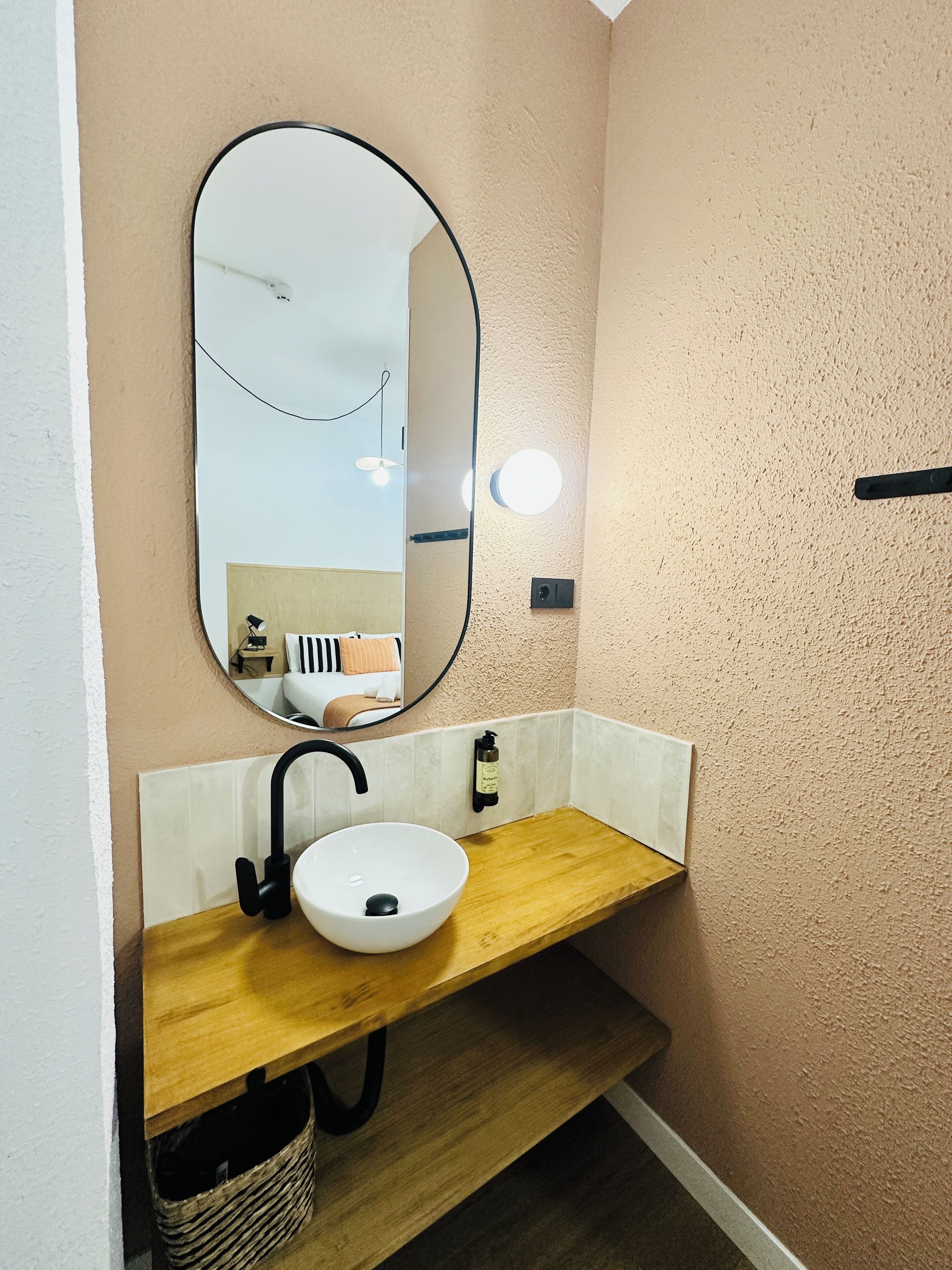 Photo - Autentic Boutique Moncloa