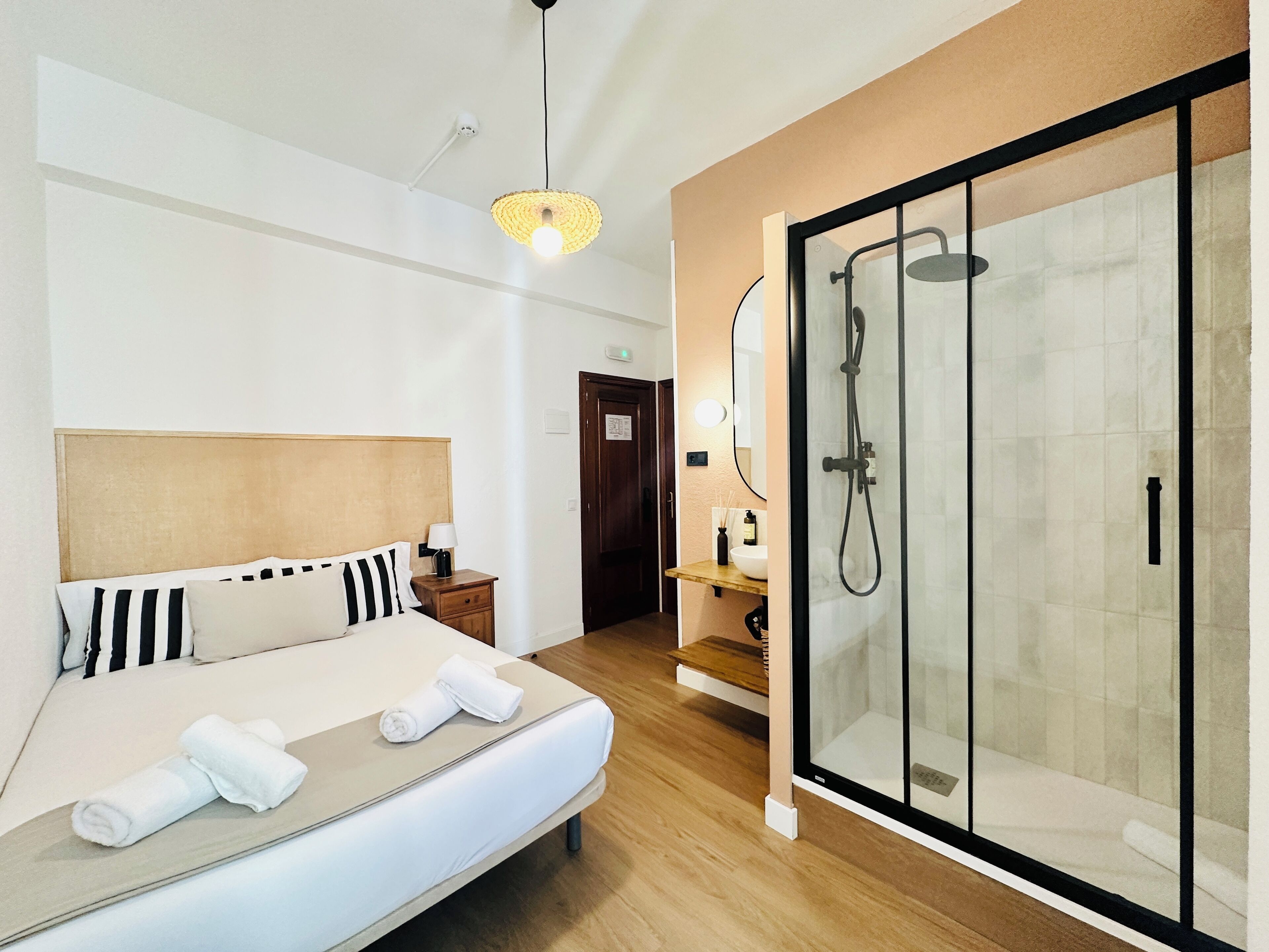 Photo - Autentic Boutique Moncloa