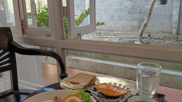 Petit déjeuner continental compris tous les jours