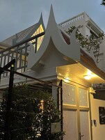 Fachada de la propiedad