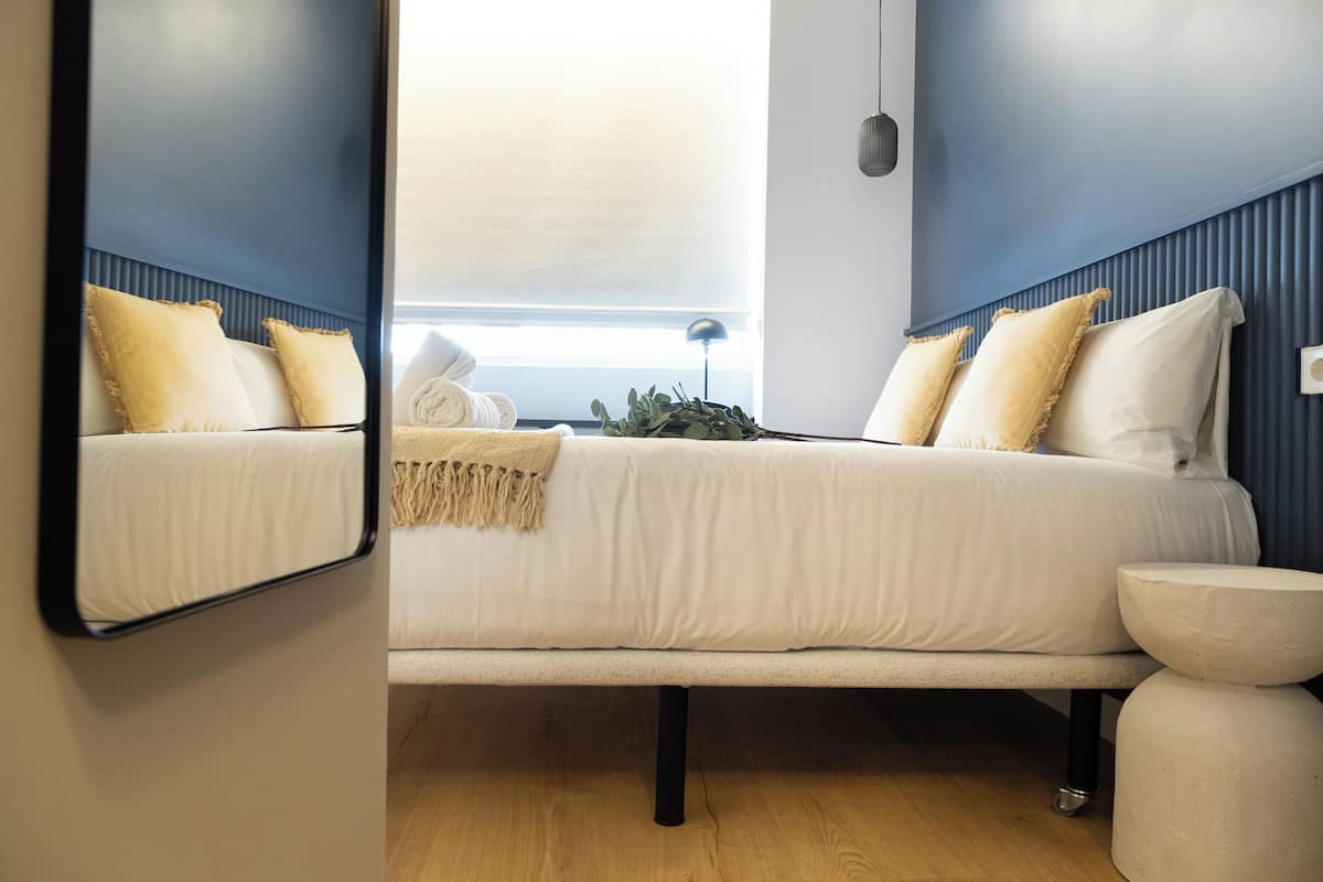 In-room safe, desk, laptop workspace, iron/ironing board