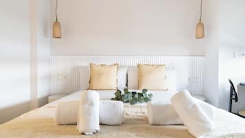 Caja de seguridad en la habitaciĂłn y escritorio