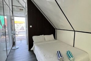 Room - Adil Waterhouse Resort (Semporna)
