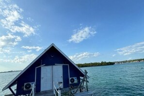 Room - Adil Waterhouse Resort (Semporna)