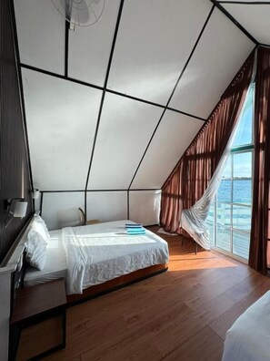 Room - Adil Waterhouse Resort (Semporna)