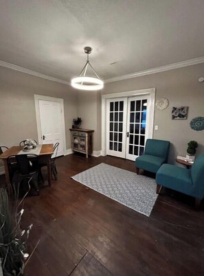 Interior - StoneHaven House Escape- Sleeps 10 (Mena)