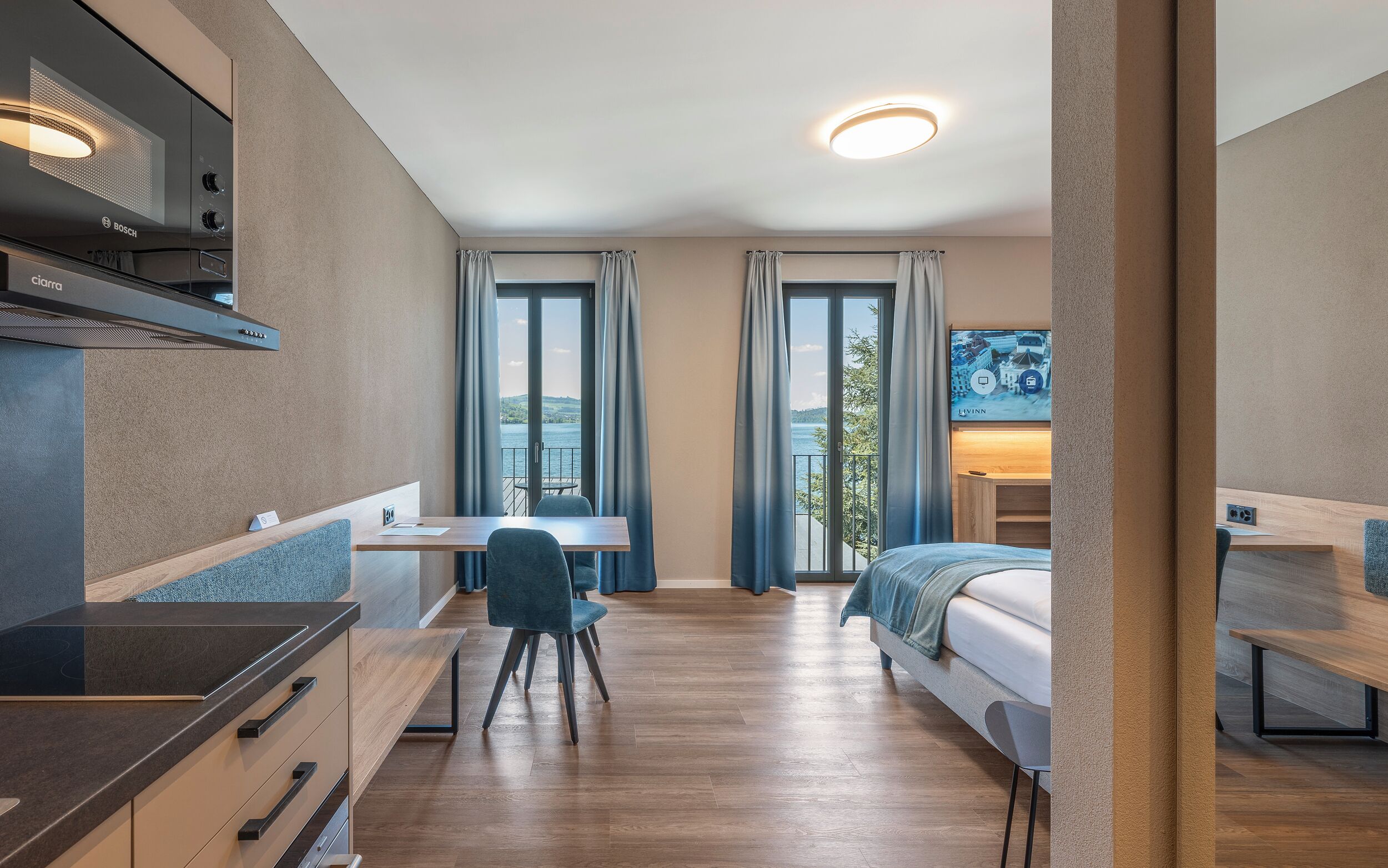 Comfort-Doppel- oder -Zweibettzimmer, Küche, Seeblick