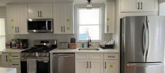 Modern Family Oasis near Harvard