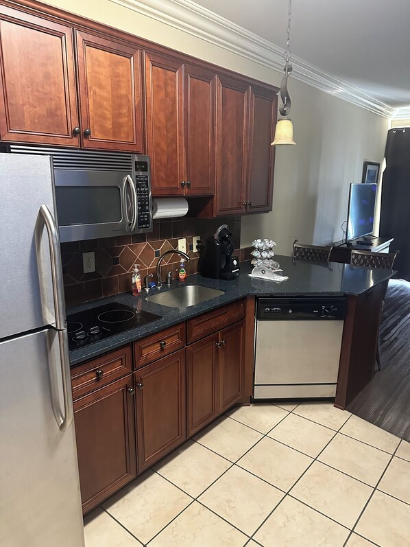 Microwave, stovetop, dishwasher