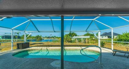 Canal Dreams 3 BR 2 BA Pool Home on the Canal
