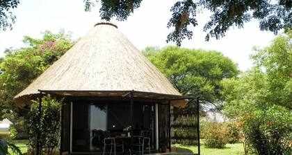 Speke Bay Lodge