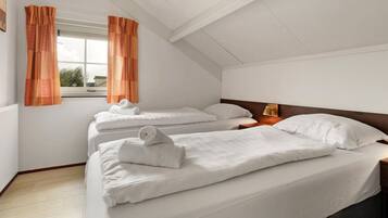 Rumah | 3 kamar tidur dan dilengkapi dengan perabotan berbeda-beda