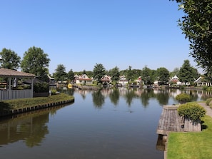 Exterior - Bungalow in Zuytland Buiten by the Water (Simonshaven)