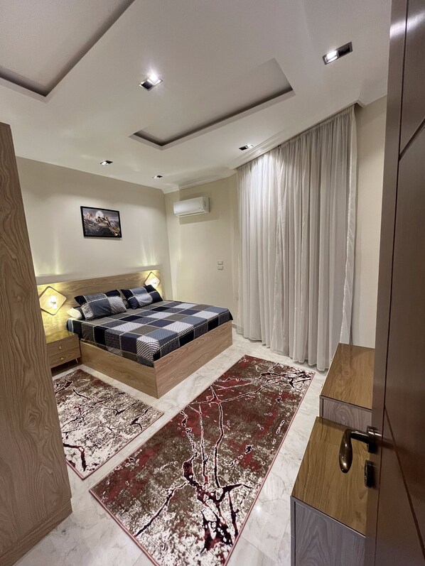3 habitaciones, tabla de planchar con plancha y wifi gratis 