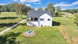 Exterior - Smith Mountain Lake Retreat  (Moneta)