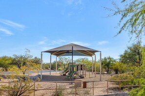 Children's area - Serene Vacation Home - Trails, Golf & Dining! (Marana)