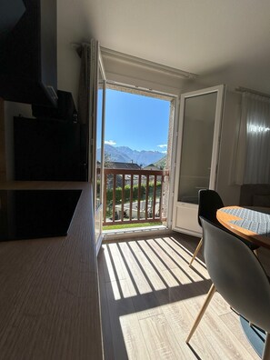 Interior - Superb 2-room apartment with mountain views and indoor pool  (Bielle)