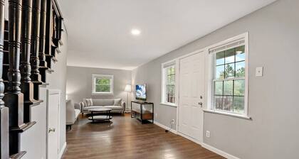 37 Acres Cabin Private Oasis