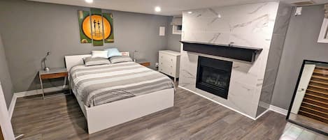 2 chambres, bureau, accĂšs au Wi-Fi (inclus), literie fournie