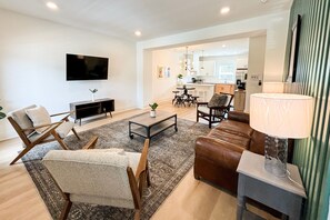 House | 3 bedrooms, Internet - 114 The Opry Mills House (Nashville)