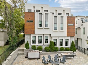 Apartamento | 4 dormitorios y Internet