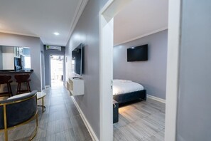 Studio Deluxe, vue cour intérieure